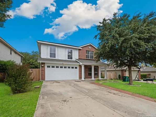 8938 Walnut Springs, Universal City, TX 78148