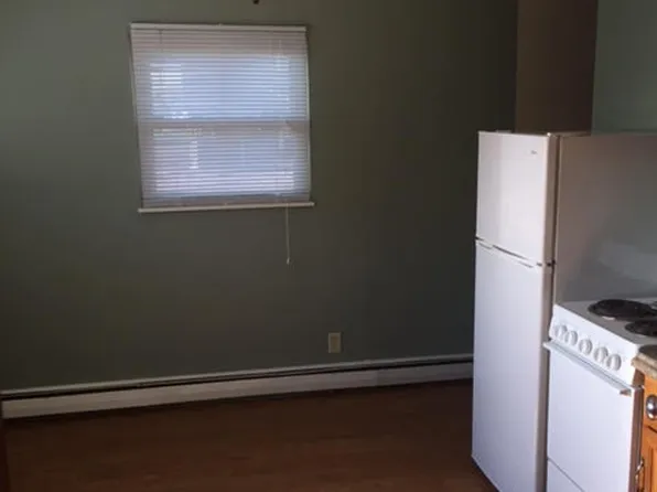 2557 3rd Ave #1, Huntington, WV 25703