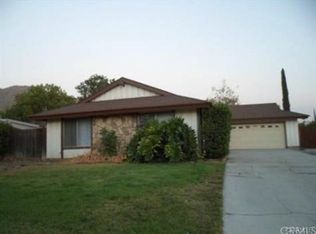 260 Shady Grove Dr, Riverside, CA 92507