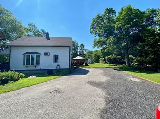 454 Carolina Back Rd, Charlestown, RI 02813