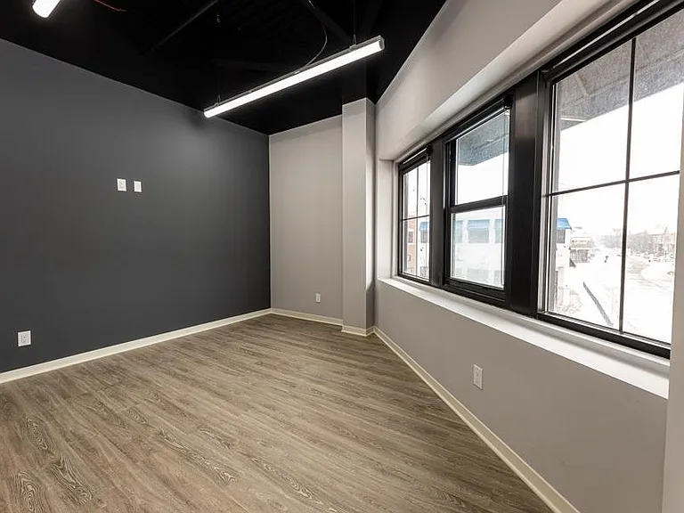 22241 Michigan Ave — Photo 48