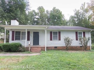 107 Vesta Dr, Greenville, SC 29611