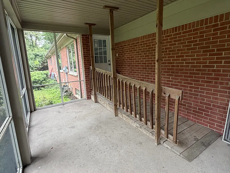 3520 Rayburn Rd — Photo 15