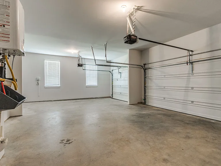 2379 Clubhouse Dr — Photo 19