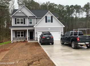 121 Graytown Rd, Jacksonville, NC 28540
