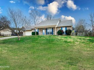 4426 Smedely D Butler Dr, Maryville, TN 37803