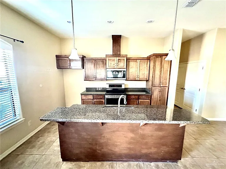 2715 Mimosa St #3 — Photo 6