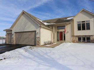 206 8th Ave SE, Isanti, MN 55040