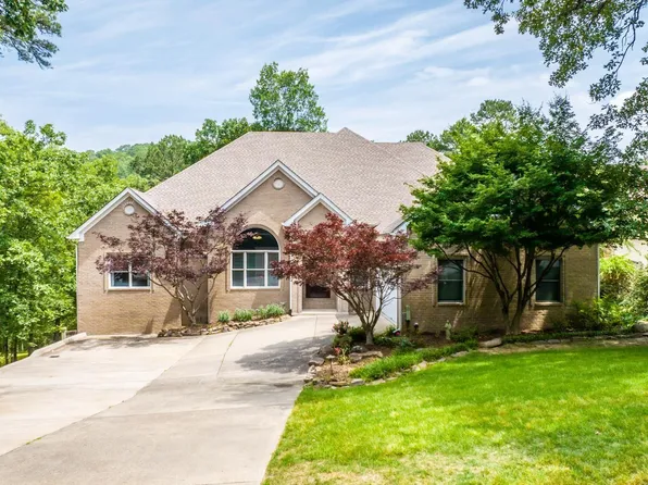 40 Inverness Cir, Little Rock, AR 72212