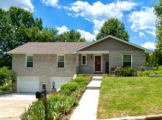 2004 Deer Trl, Jefferson City, MO 65101
