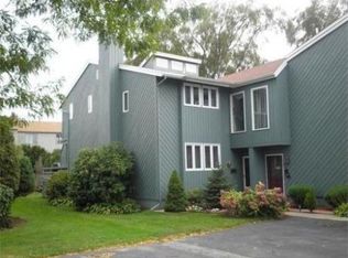 7 Sutton Pl, Swampscott, MA 01907