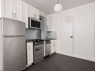 106 8th Ave APT 2N, New York, NY 10011