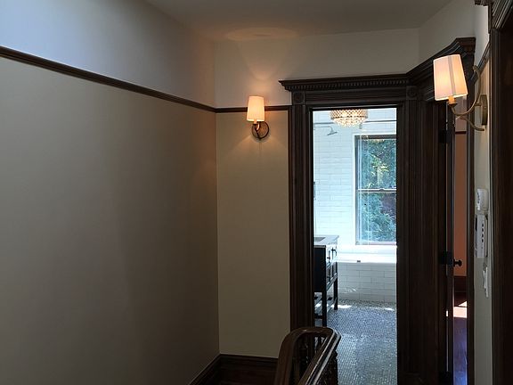 4th image of 860 Lafayette Ave #Triplex