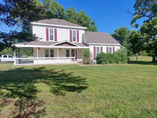 202 E 95th St S, Haysville, KS 67060