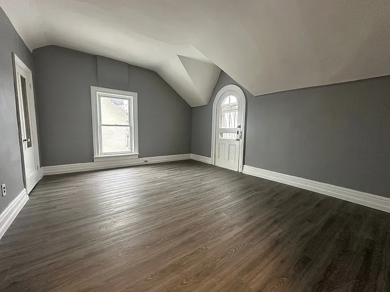 57 Marmora St #A — Photo 17