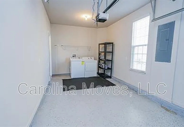 414 Christiane Way — Photo 16