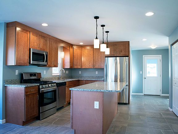Solid Wood Cabinets