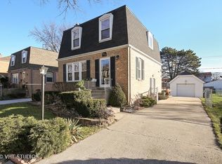 2237 Buckingham Ave, Westchester, IL 60154