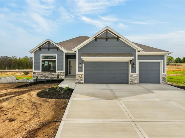 7629 N Booth Ave, Kansas City, MO 64138