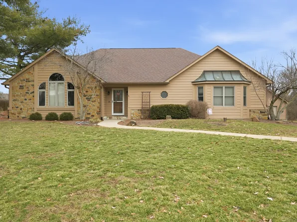 7920 Amsterdam Ct, Avon, IN 46123