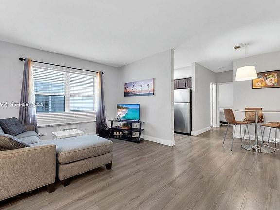 3rd image of 7334 Harding Ave APT 6