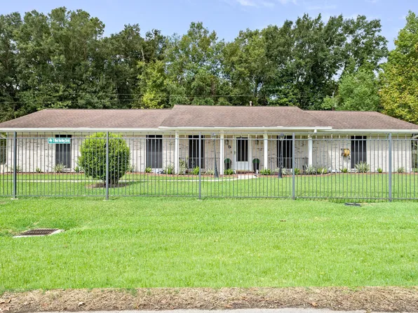 5 W Harding Cir, Orange, TX 77630