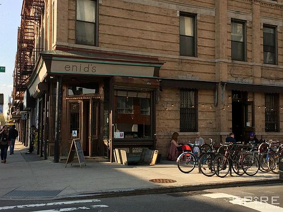 5th image of 538 Graham Ave APT 3