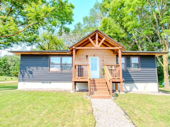 1410 464th St, Stanchfield, MN 55080
