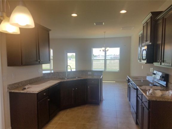 4th image of 12283 Legacy Bright St