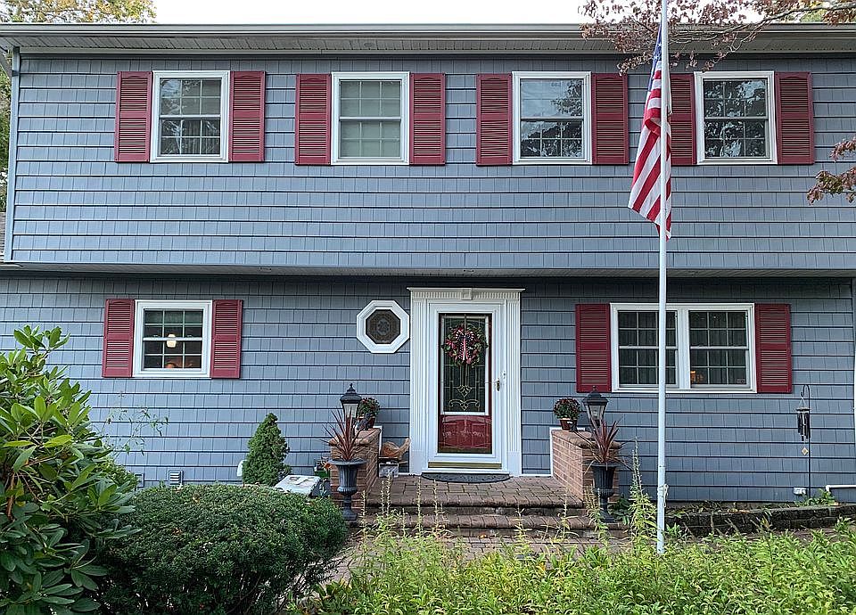 1st image of 7 Kingsland Ave