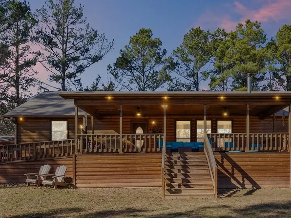 3879 County Road 4220, Commerce, TX 75428