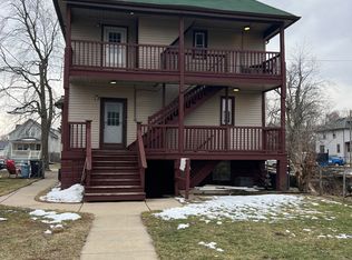 836 Pine St, Wyandotte, MI 48192