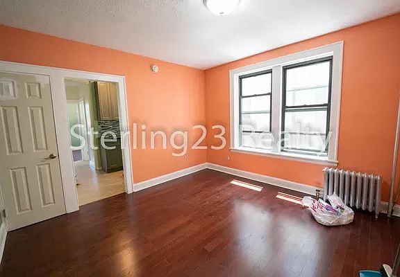 3rd image of 21-19 27th St #5C