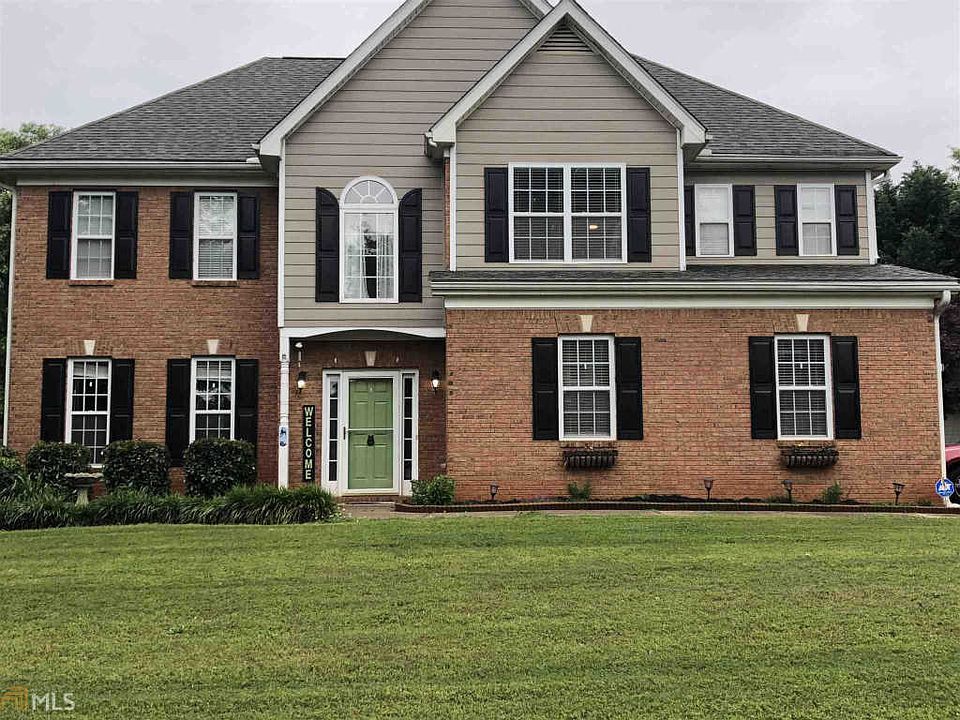 1st image of 23 Eisenhower Ct