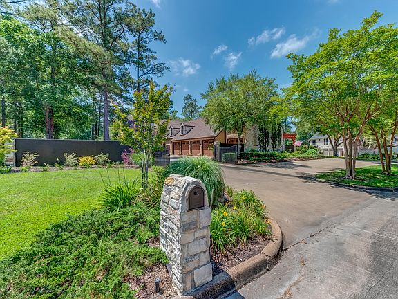 5th image of 114 Deerfield Dr