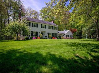 10 Pilgrim Rd, Darien, CT 06820