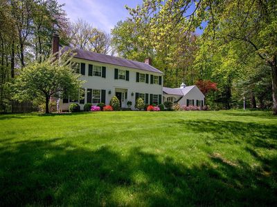 10 Pilgrim Rd, Darien, CT, 06820