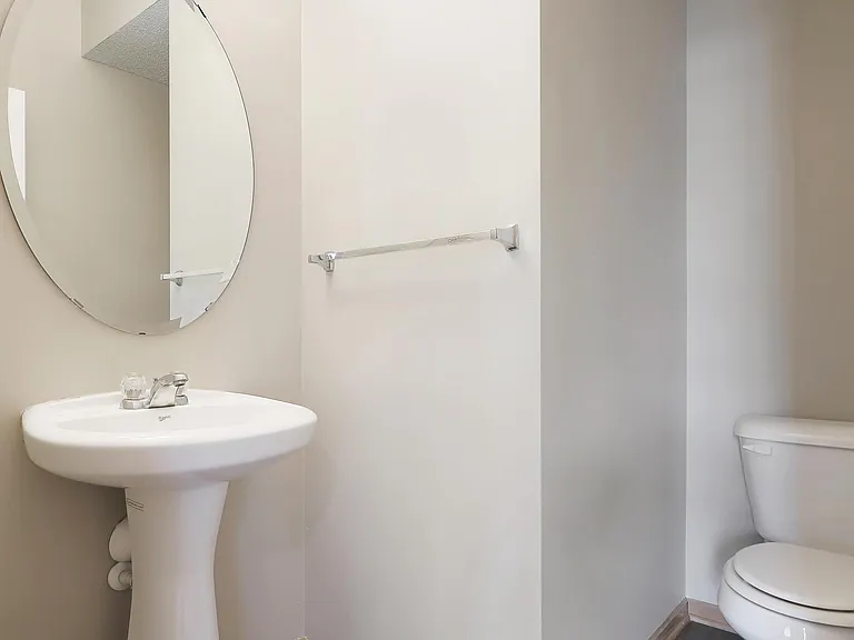 15564 Lilac Dr — Photo 4