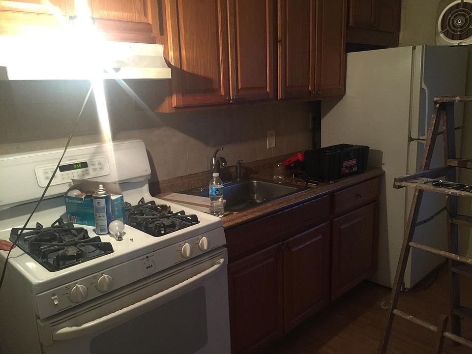 1st image of 30 Harvard St
