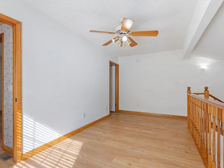 2510 Golden Park Ln — Photo 26