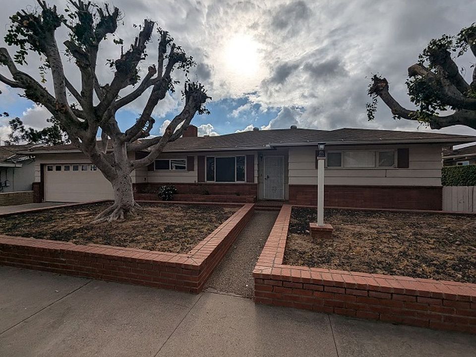 1st image of 721 Murray Dr