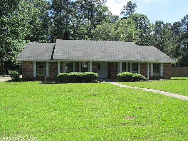 1st image of 1106 Fairway Dr