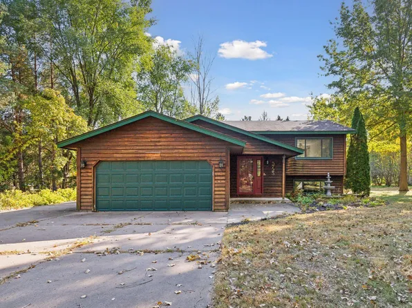 5725 261st St, Wyoming, MN 55092