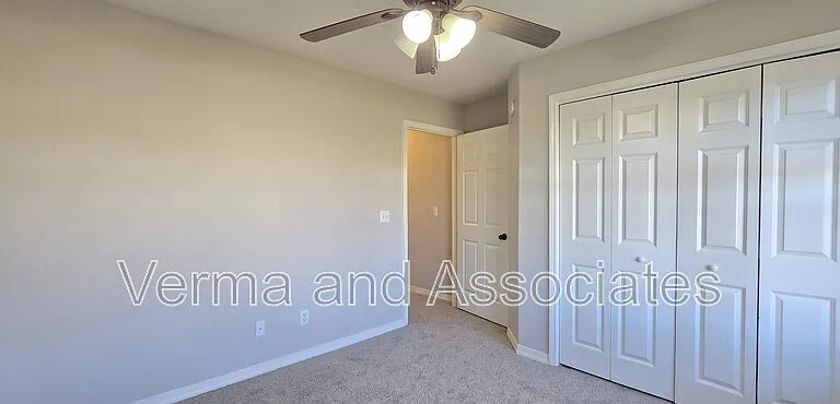 340 Beasley Dr — Photo 2