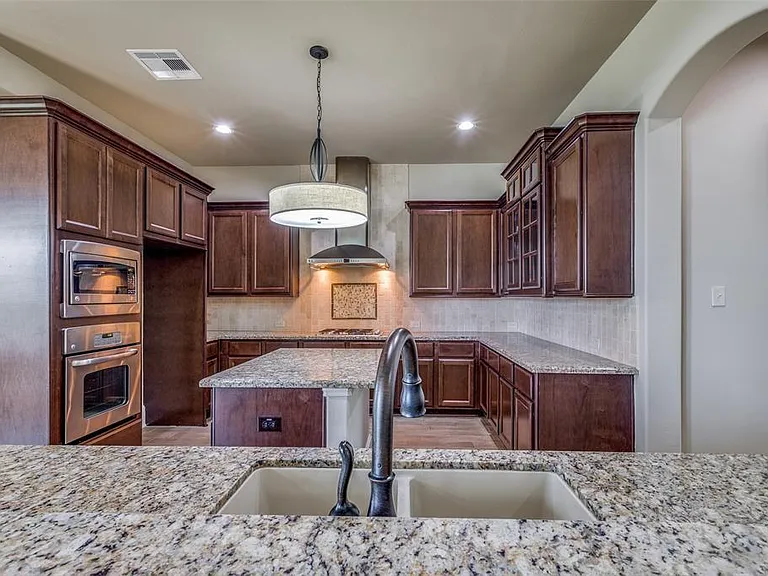 27323 Piney Ranch Ln — Photo 5