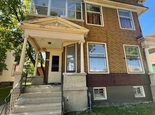 1225 S 11th St, Milwaukee, WI 53204