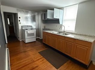 1701 Mohawk St, Coal Township, PA