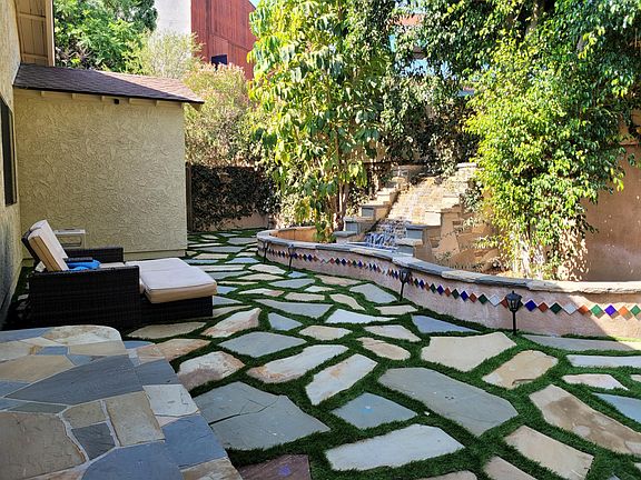 5th image of 5353 Del Moreno Dr