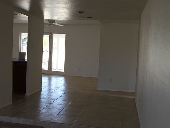 4th image of 5238 E Emile Zola Ave