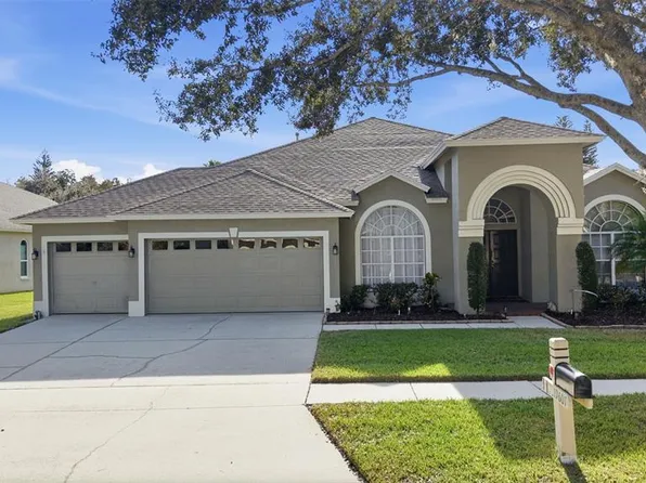 19607 Intrigue Way, Lutz, FL 33558